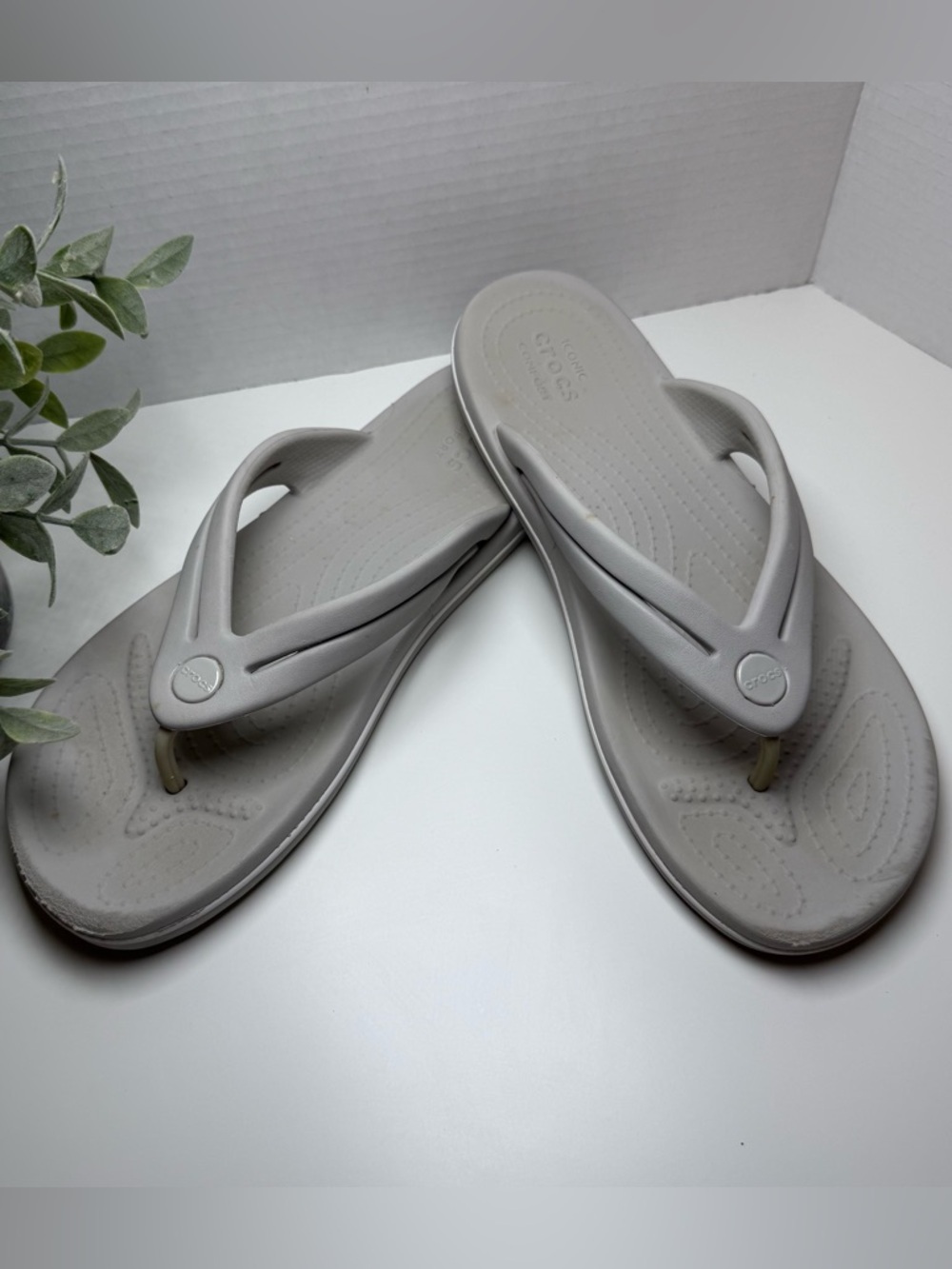 Crocs Crocband Flip Thong Sandal Women’s Size 10